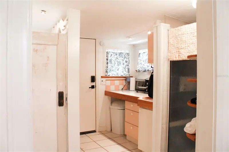 4225 OLD BRADENTON ROAD #C, SARASOTA, photo 5 of 12