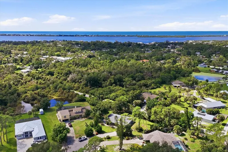 338 PINE GLEN COURT, ENGLEWOOD, photo 2 of 45