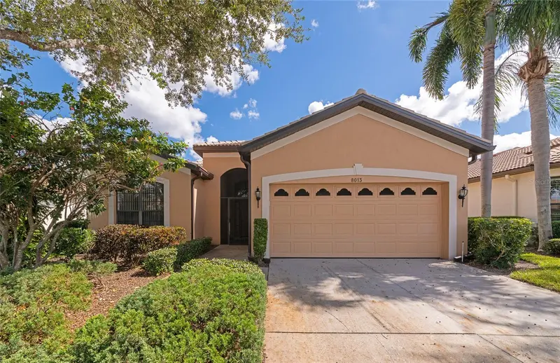 8013 STIRLING FALLS CIRCLE, SARASOTA
