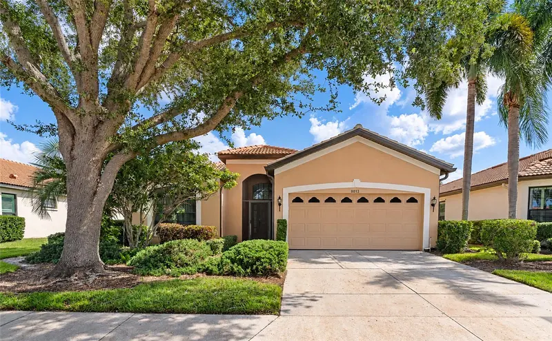 8013 STIRLING FALLS CIRCLE, SARASOTA, photo 2 of 56