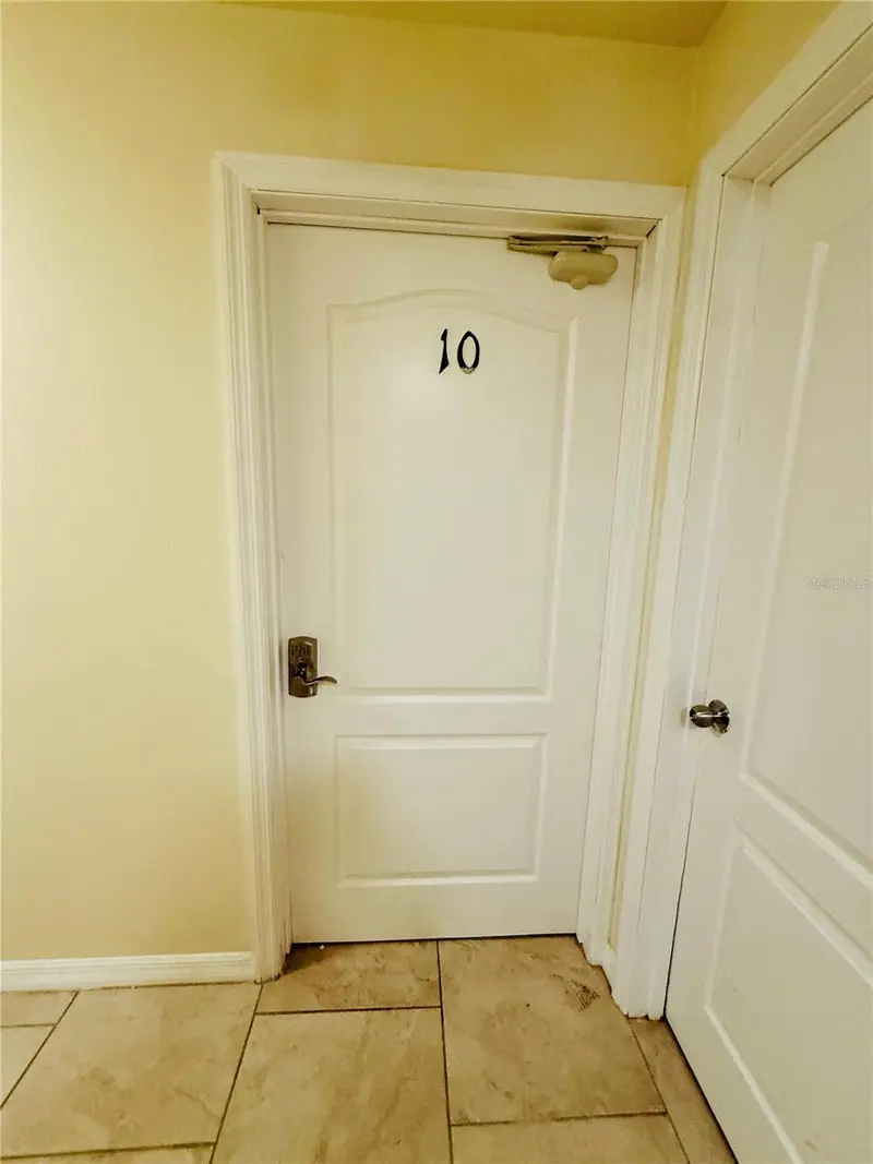 1410 MAGELLAN DRIVE, SARASOTA, photo 5 of 12