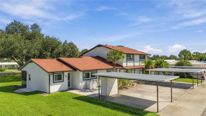 168 CIRCLEWOOD DRIVE #102, VENICE, photo 2 of 31