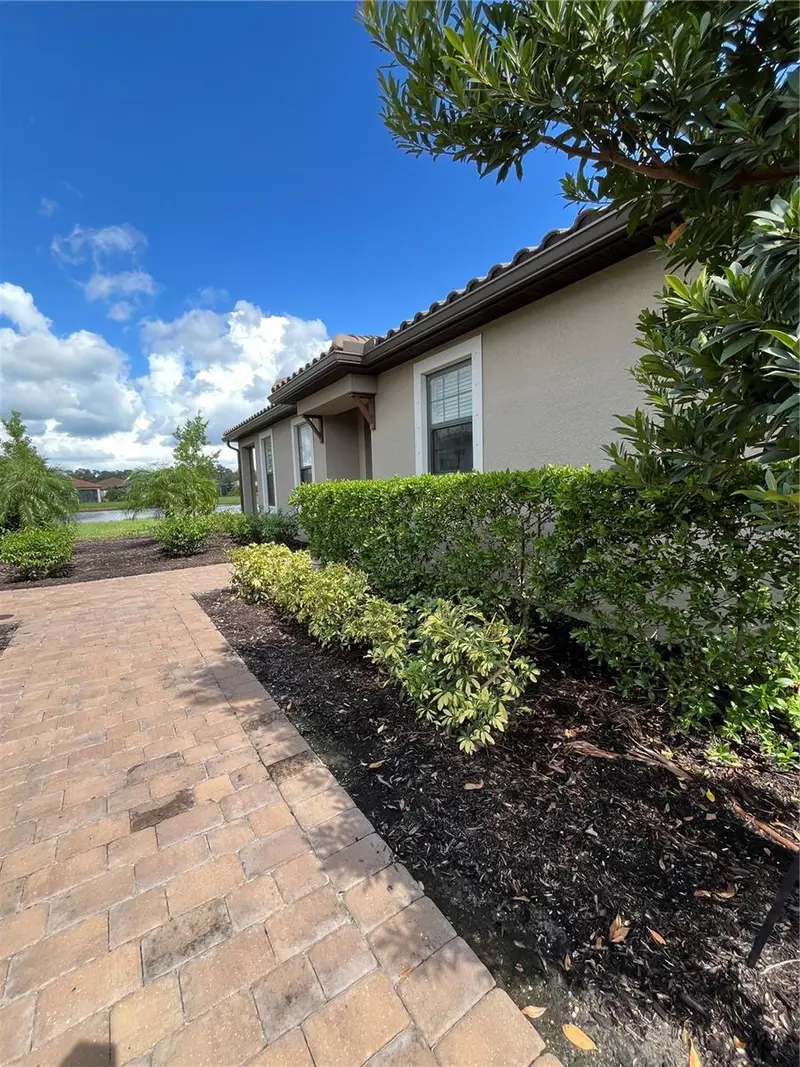 10433 MORNING MIST LANE, SARASOTA, photo 2 of 30