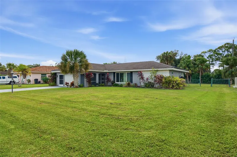 204 MONET DRIVE, NOKOMIS, photo 3 of 46