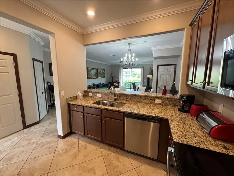 20448 LAGENTE CIRCLE, VENICE, photo 3 of 47