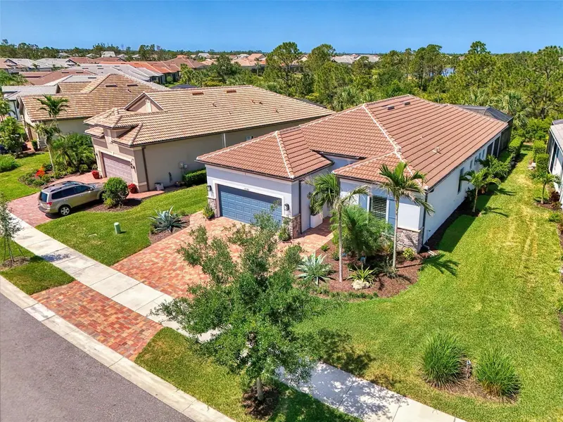 13180 RINELLA STREET, VENICE, photo 5 of 94