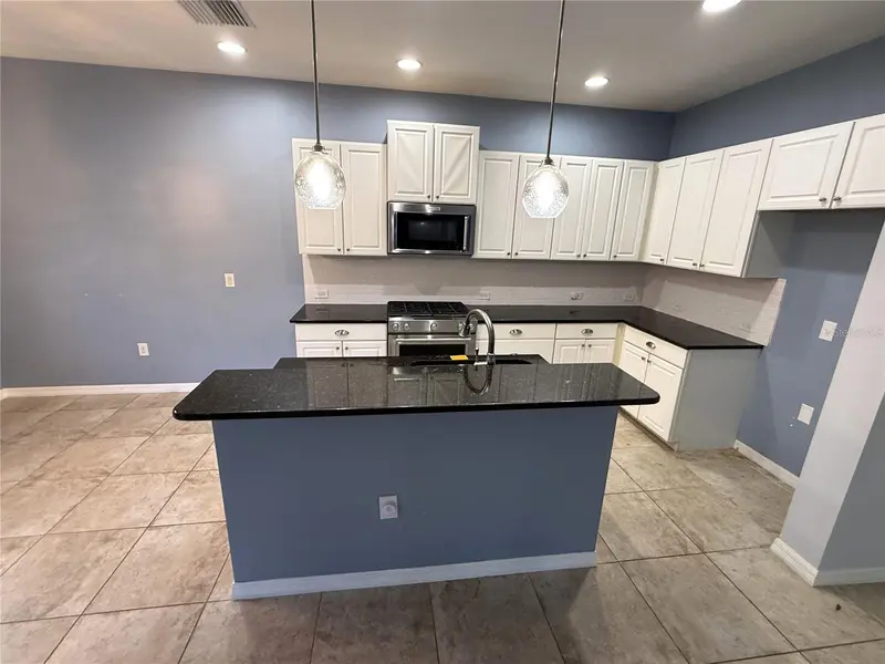 12196 ALACHUA LANE, VENICE, photo 5 of 22