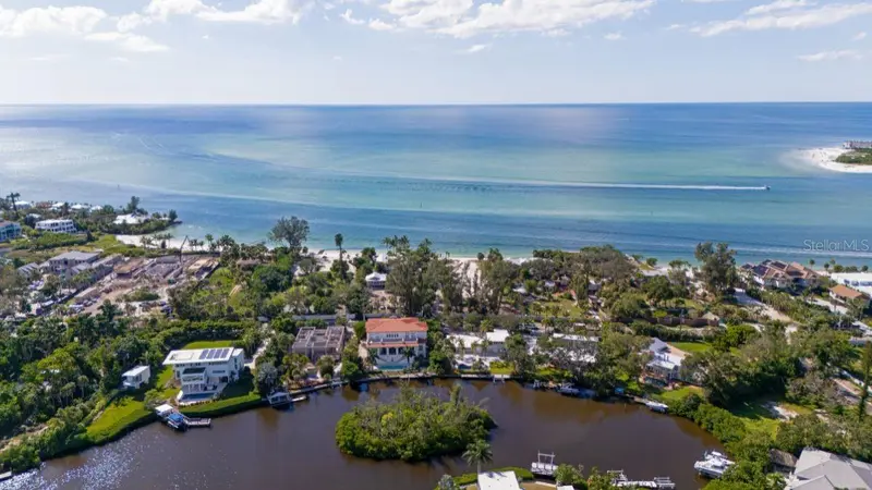 4226 HIGEL AVENUE, SARASOTA