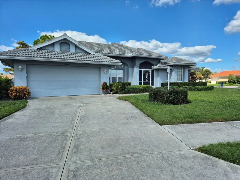 5065 WHITESTONE DRIVE, VENICE, photo 2 of 2